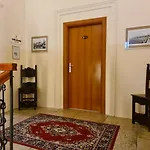 Stara šola - Oleander Hotell