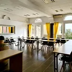 Stara šola - Oleander Hotell