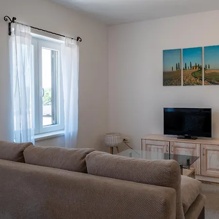 Stara Sola - Oleander Otel 3*