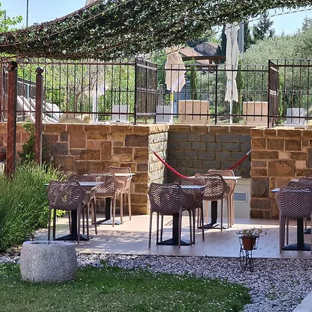 Stara Sola - Oleander Hotel