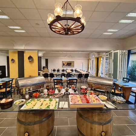 Stara Sola - Oleander Otel