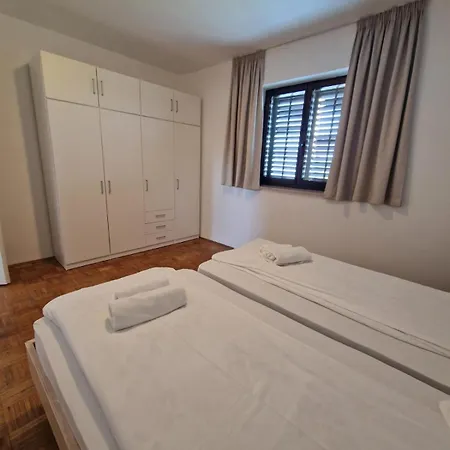 Stara Sola - Oleander Hotel 3*