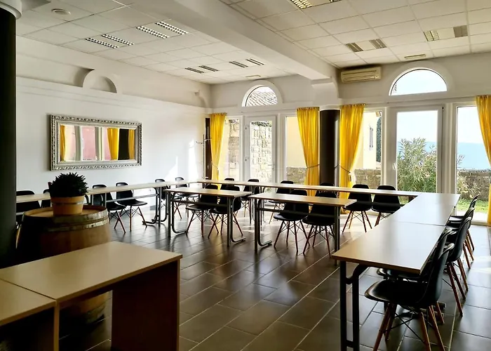 Stara Sola - Oleander ホテル