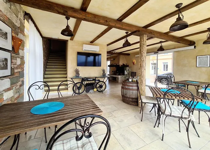 Stara Sola - Oleander Hotel Korte