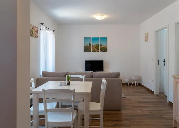 Stara Sola - Oleander 3*