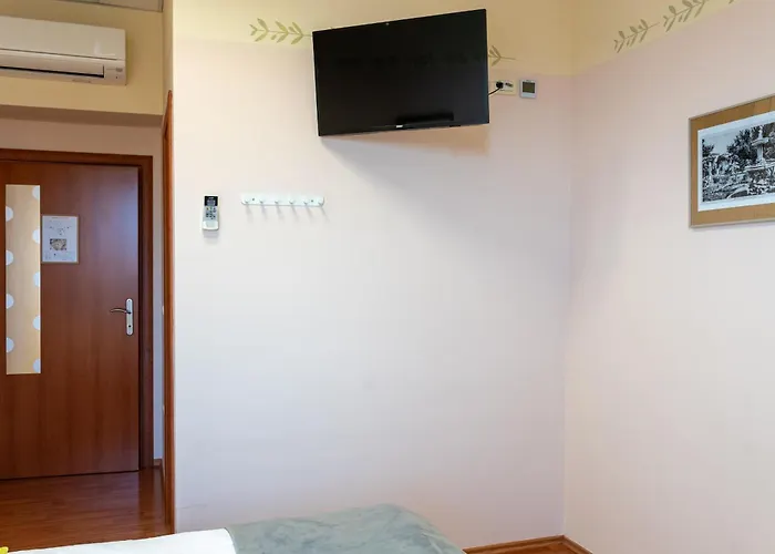 Stara Sola - Oleander Hotel Korte