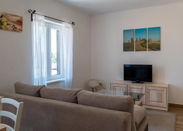 Stara Sola - Oleander Hotel 3*