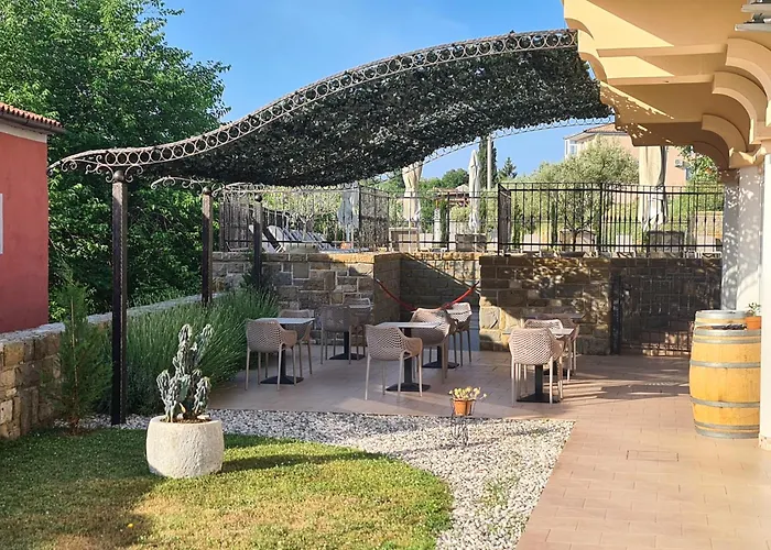 Stara Sola - Oleander Hotel 3*