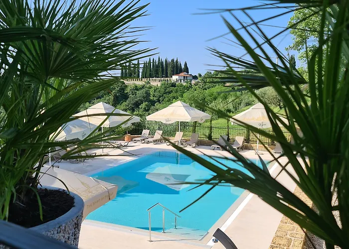 Stara Sola - Oleander Korte