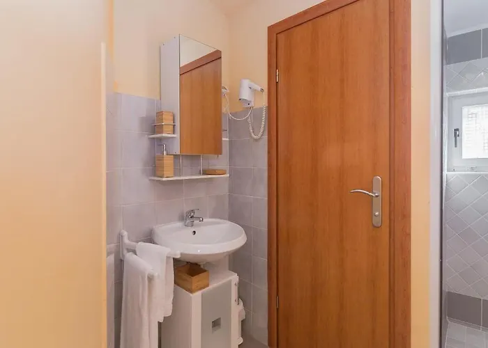 Stara Sola - Oleander